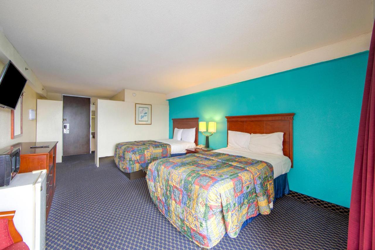 Travel Inn Petersburg Eksteriør billede