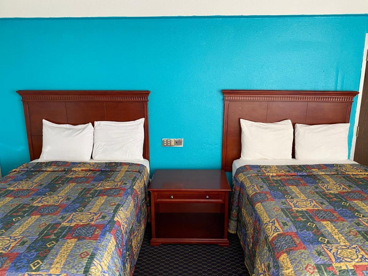 Travel Inn Petersburg Eksteriør billede