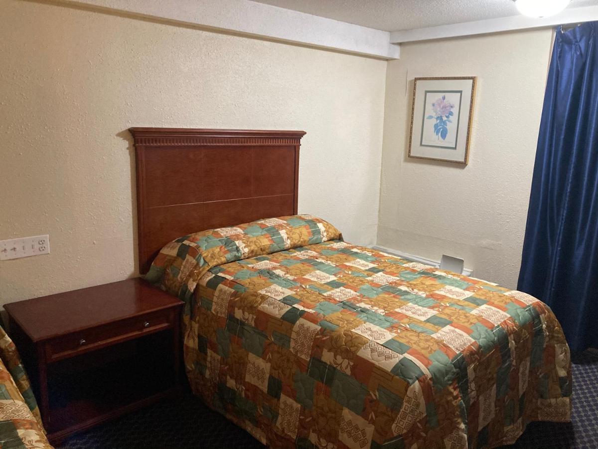 Travel Inn Petersburg Eksteriør billede