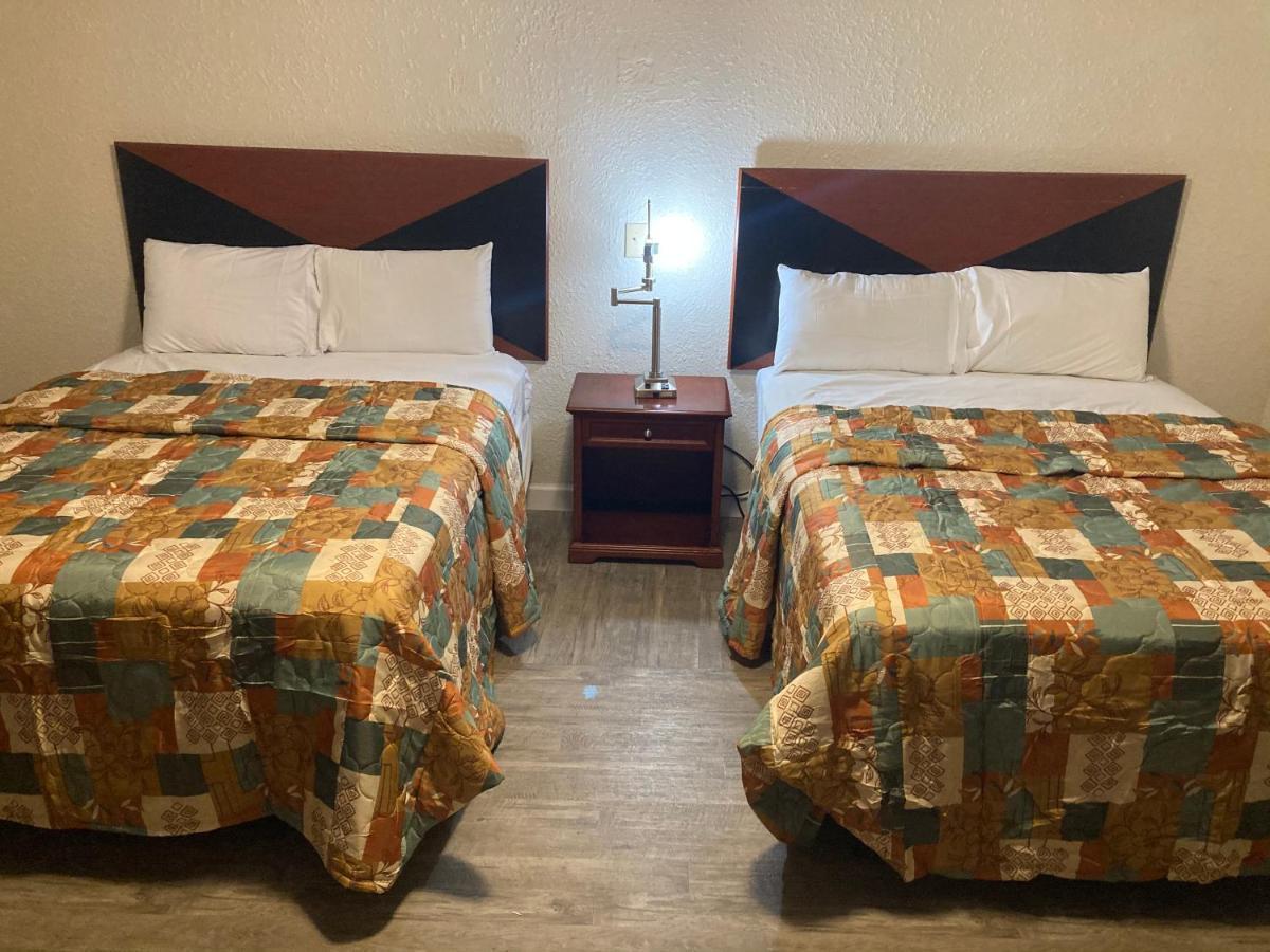 Travel Inn Petersburg Eksteriør billede