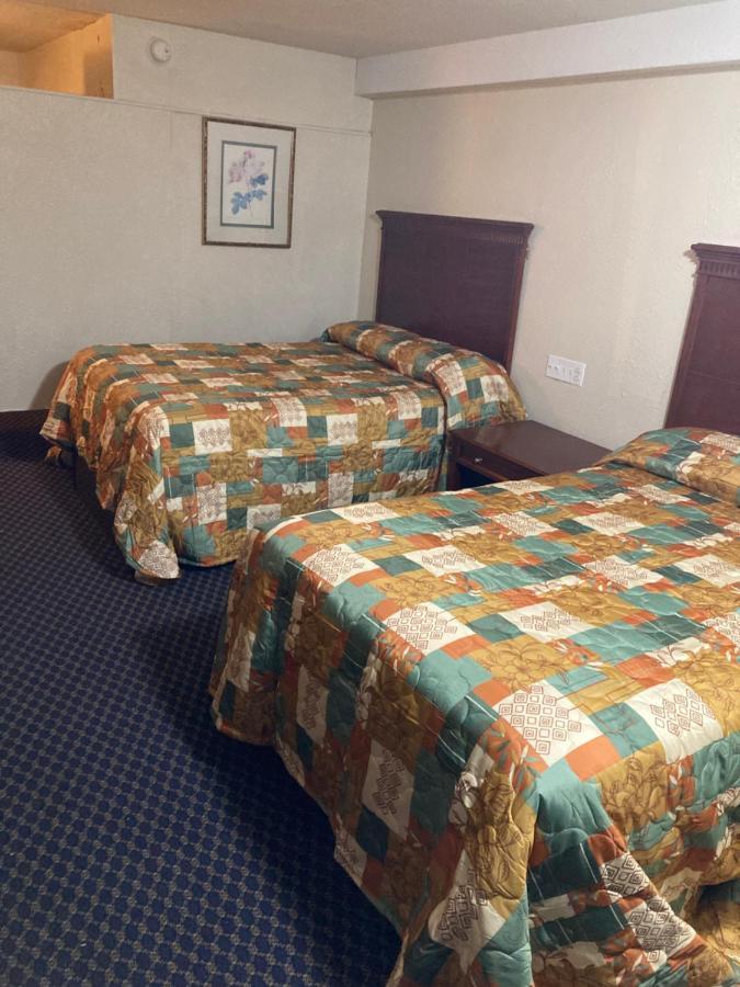 Travel Inn Petersburg Eksteriør billede